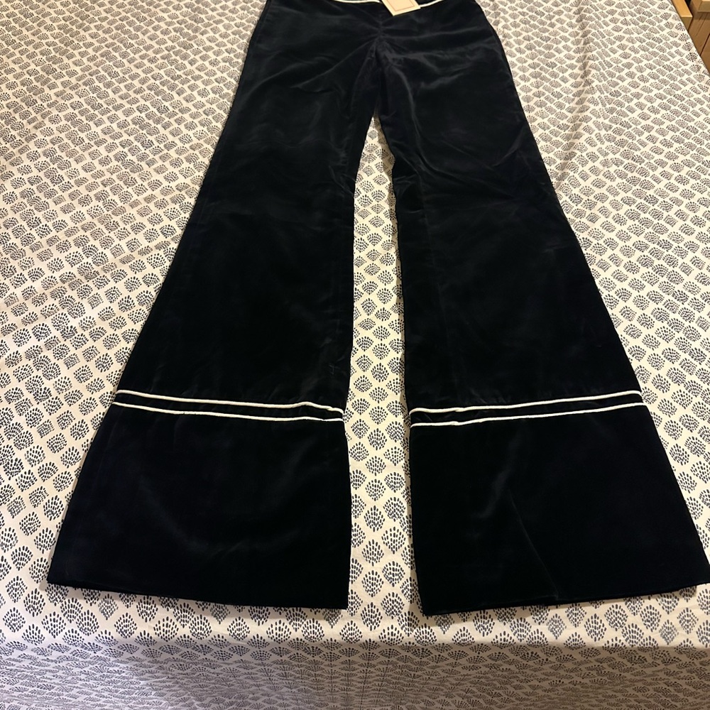 NWT LA LIGNE WOMEN’S WIDE LEG VELVET PANT SIZE XS COLOR BLACK AND WHITE